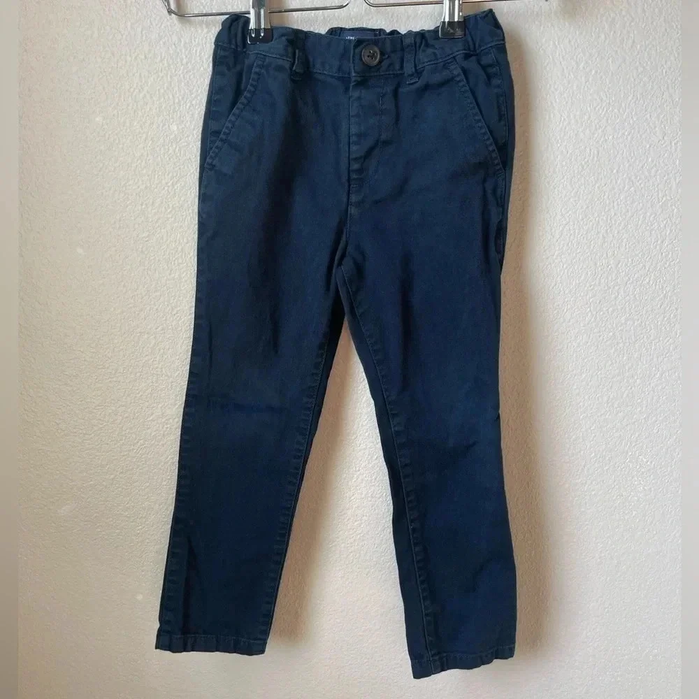 The Children’s Place 5T navy blue pants with adjustable waistband.